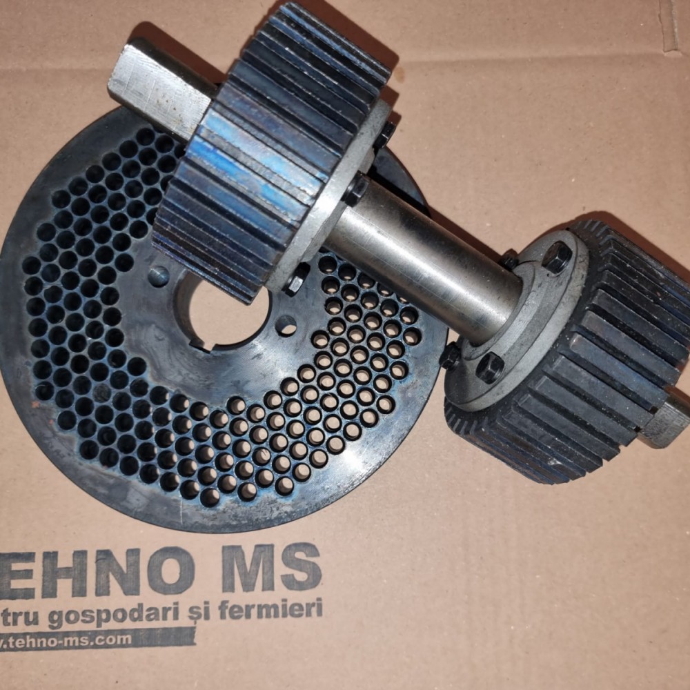 Matrita pentru granulator KL-200S cu gauri de 6 mm O Matrita pentru granulator KL-200S cu gauri de 6 mm O