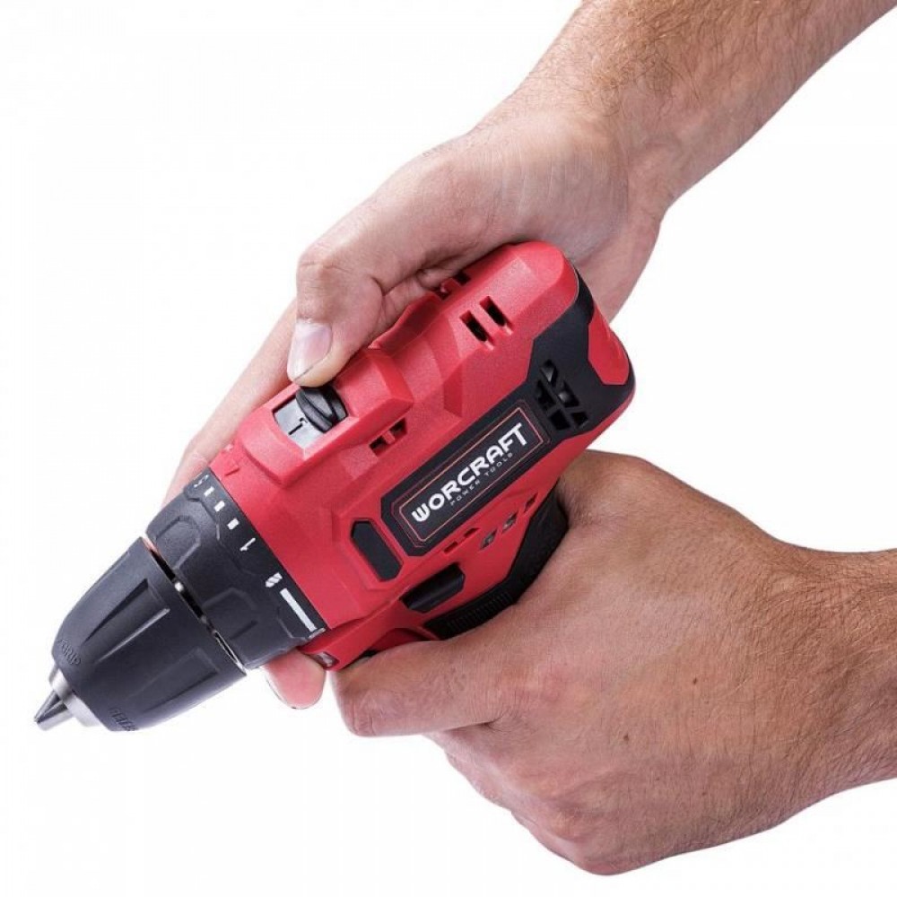 Masina de gaurit, insurubat (bormasina), cu acumulator 1.5 Ah, incarcator 12 V Li-ion, trusa cu varfuri si burghie, mandrina automata 0.8-10 mm, Worcraft 