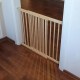 Poarta, grilaj, de siguranta, protectie copii, Isotrade, lemn, 66x117x68 cm