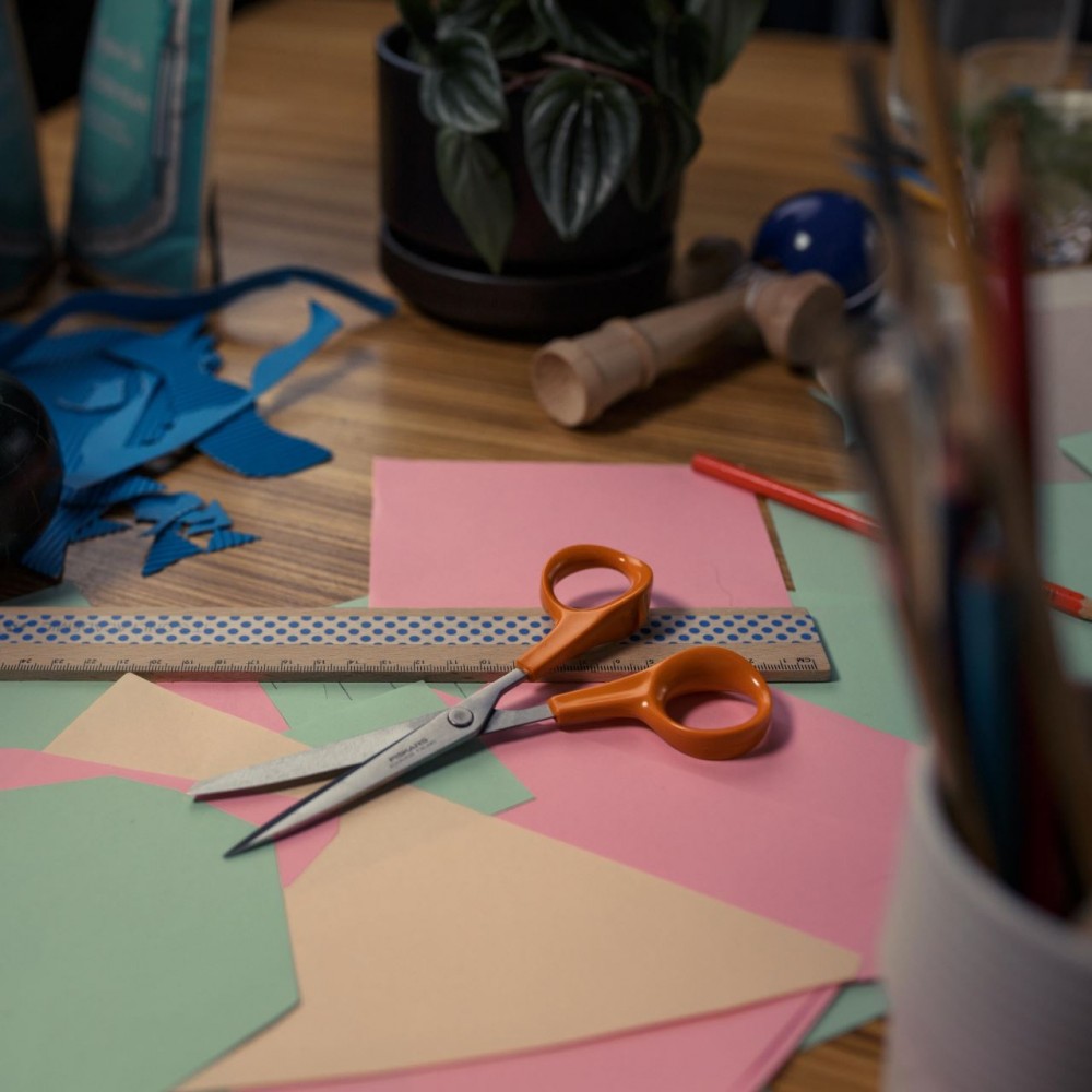 Foarfeca pentru hartie Fiskars Classic, 17 cm, 50 g