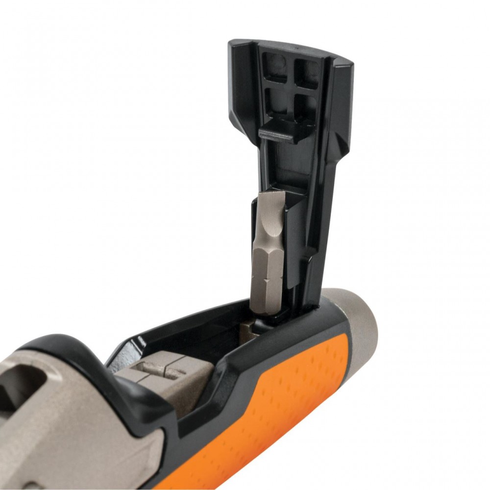 Cutit utilitar cu lama trapezoidala pentru zugravi Fiskars CarbonMax, 1027225, 191 mm, 244 g Cutit utilitar cu lama trapezoidala pentru zugravi Fiskars CarbonMax, 1027225, 191 mm, 244 g