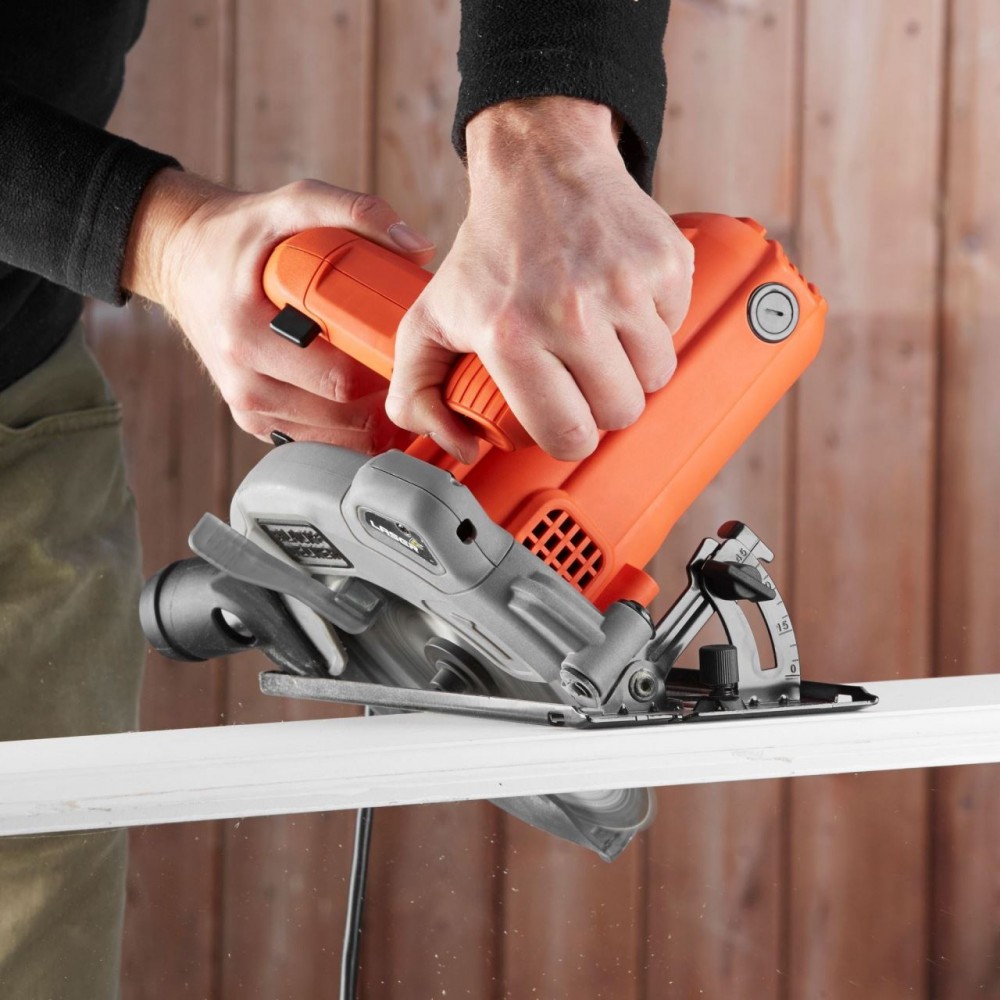 Fierastrau circular Black&Decker, CS1250LKA, 1250 W, 190X16, 65 mm, 2 discuri Fierastrau circular Black&Decker, CS1250LKA, 1250 W, 190X16, 65 mm, 2 discuri