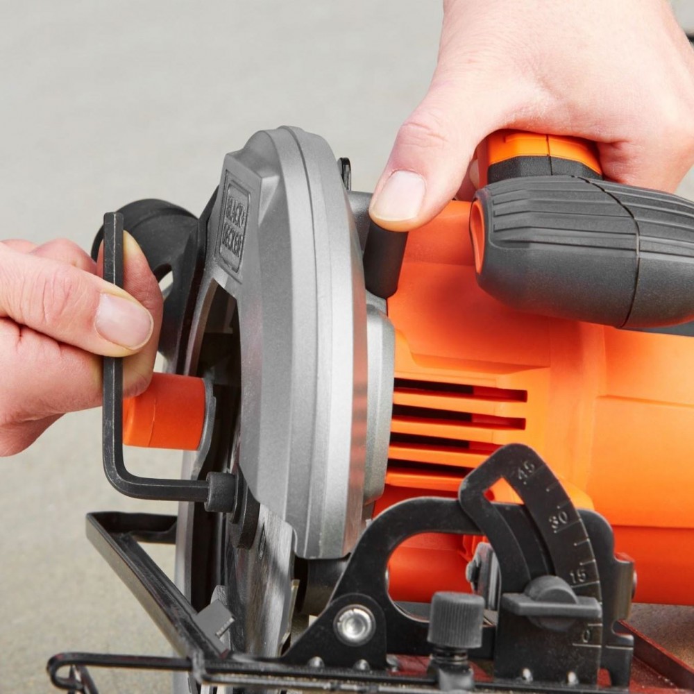 Fierastrau circular Black&Decker, CS1550, 1500 W, 65 mm Fierastrau circular Black&Decker, CS1550, 1500 W, 65 mm
