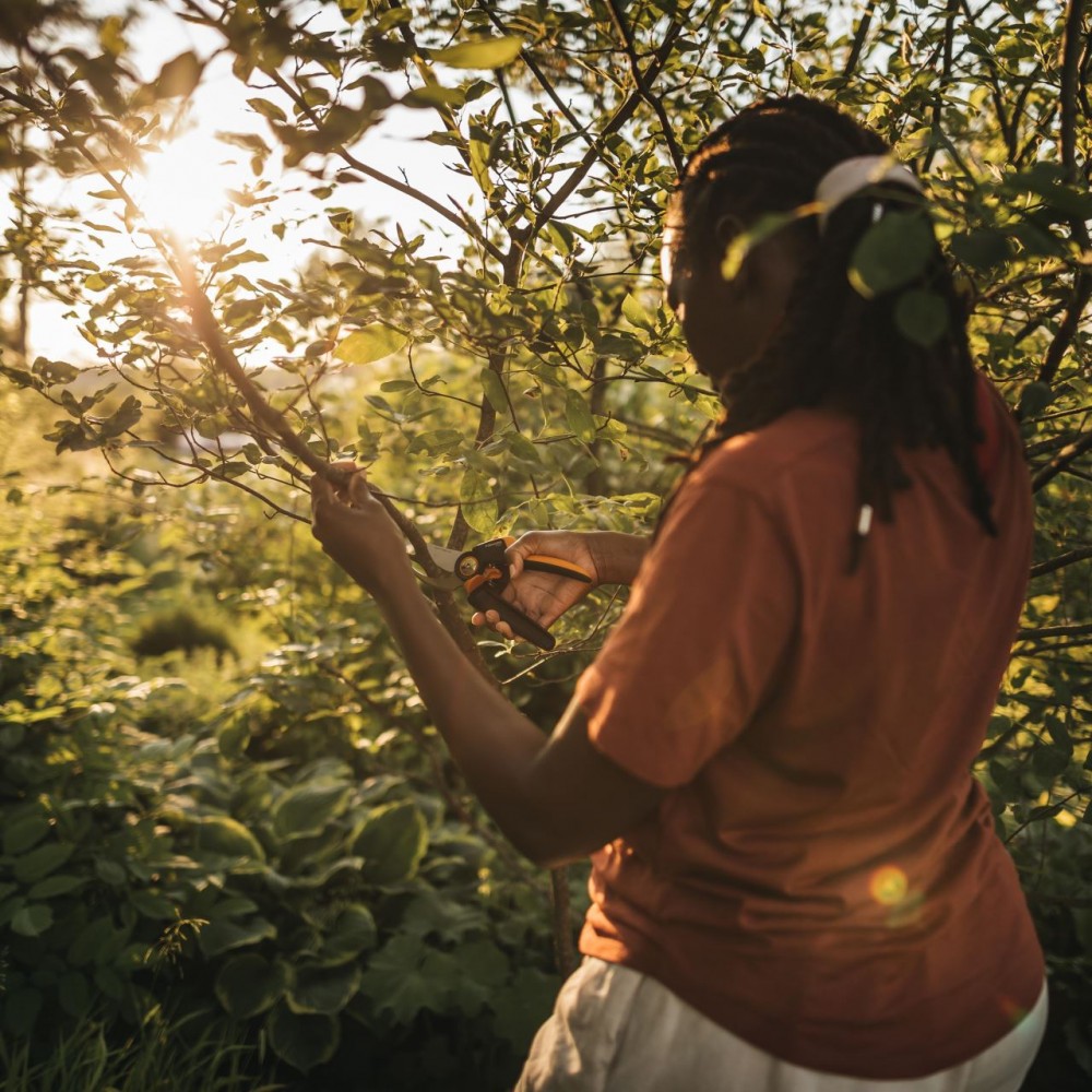 Foarfeca de gradina pas cu pas Fiskars PowerGearX (P961)