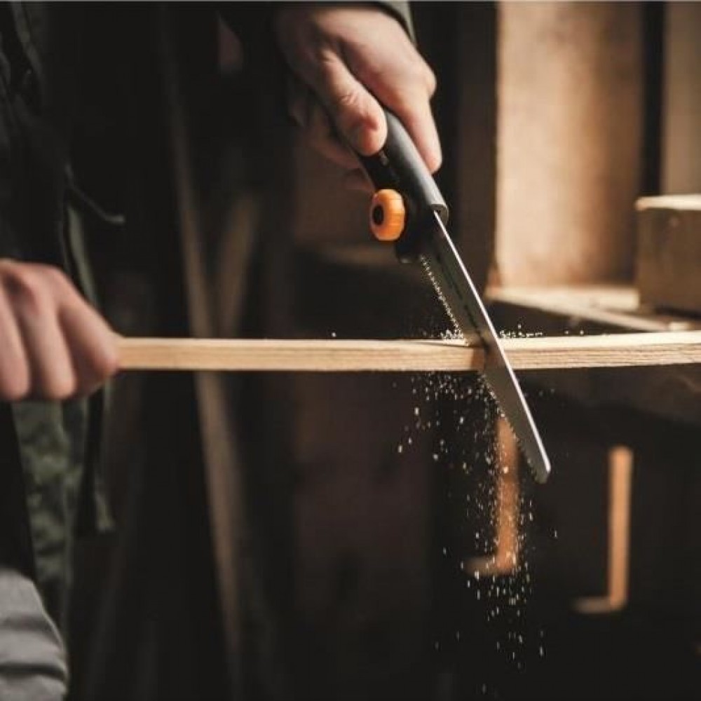 Fierastrau pentru tamplarie Fiskars Xtract™ SW72, 223 mm, 130 g Fierastrau pentru tamplarie Fiskars Xtract™ SW72, 223 mm, 130 g