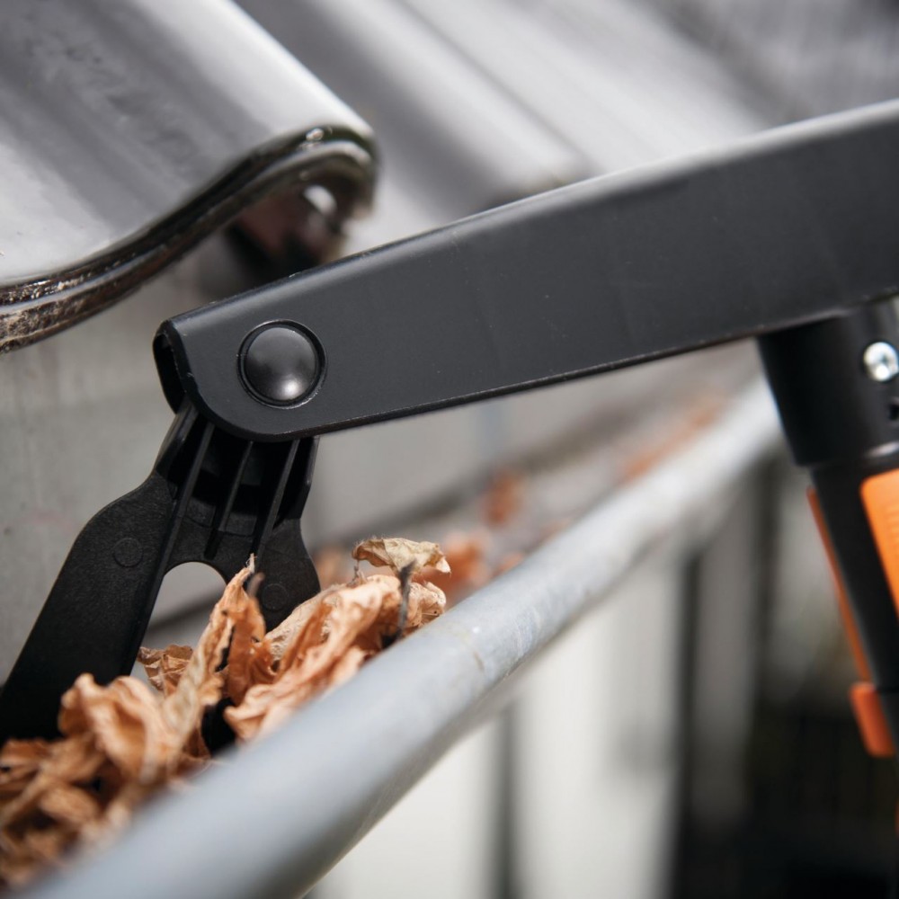 Curatator de jgheaburi Fiskars QuikFit, 340 mm, 340 g