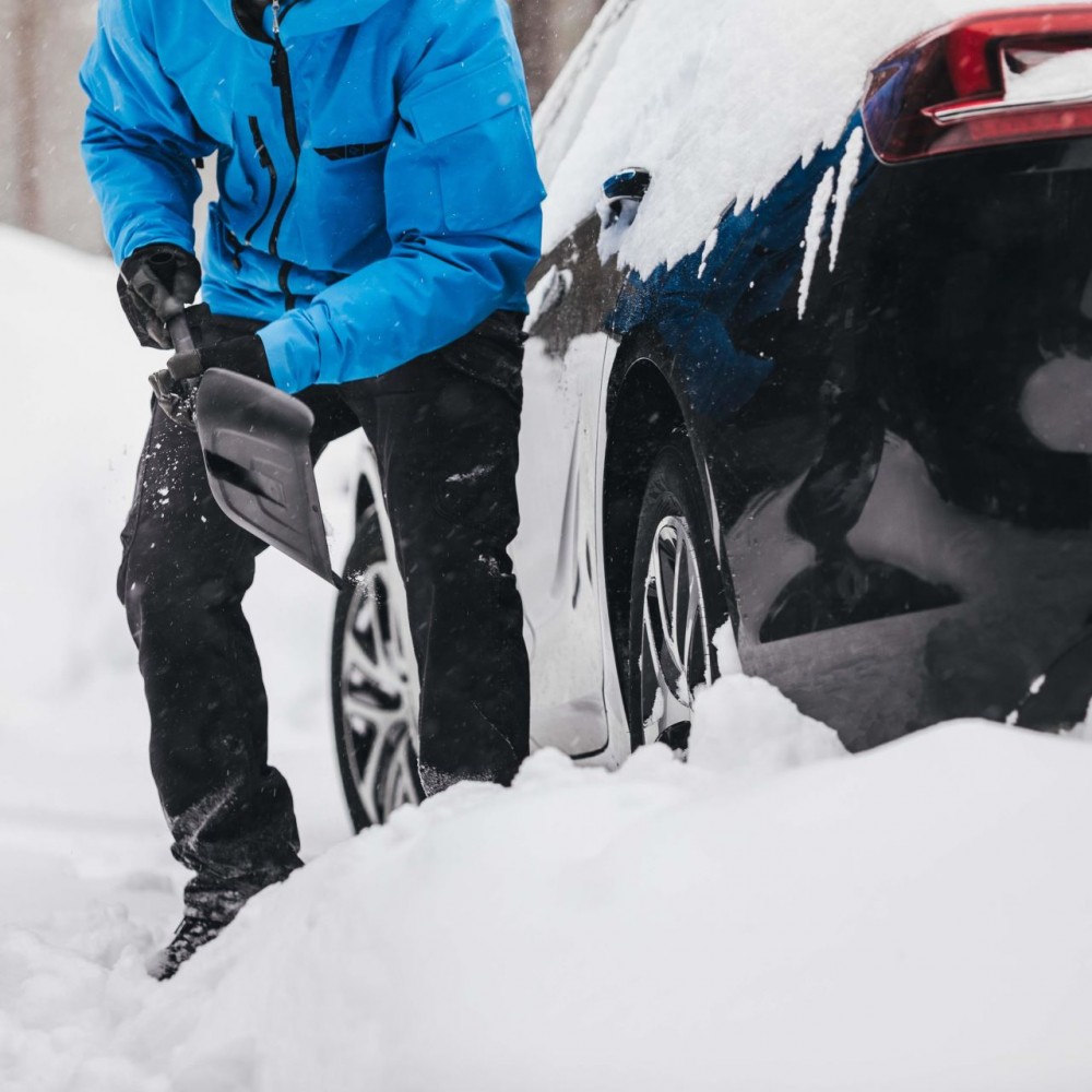 Lopata pentru masina Fiskars Solid, 630 mm, 500 g