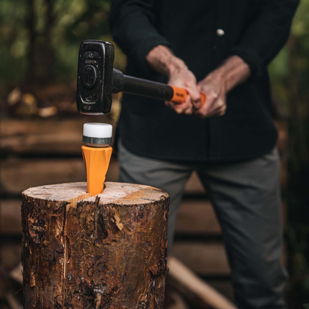 Pana pentru despicat elicoidala Fiskars Safe-T, 260 mm, 2150 g Pana pentru despicat elicoidala Fiskars Safe-T, 260 mm, 2150 g