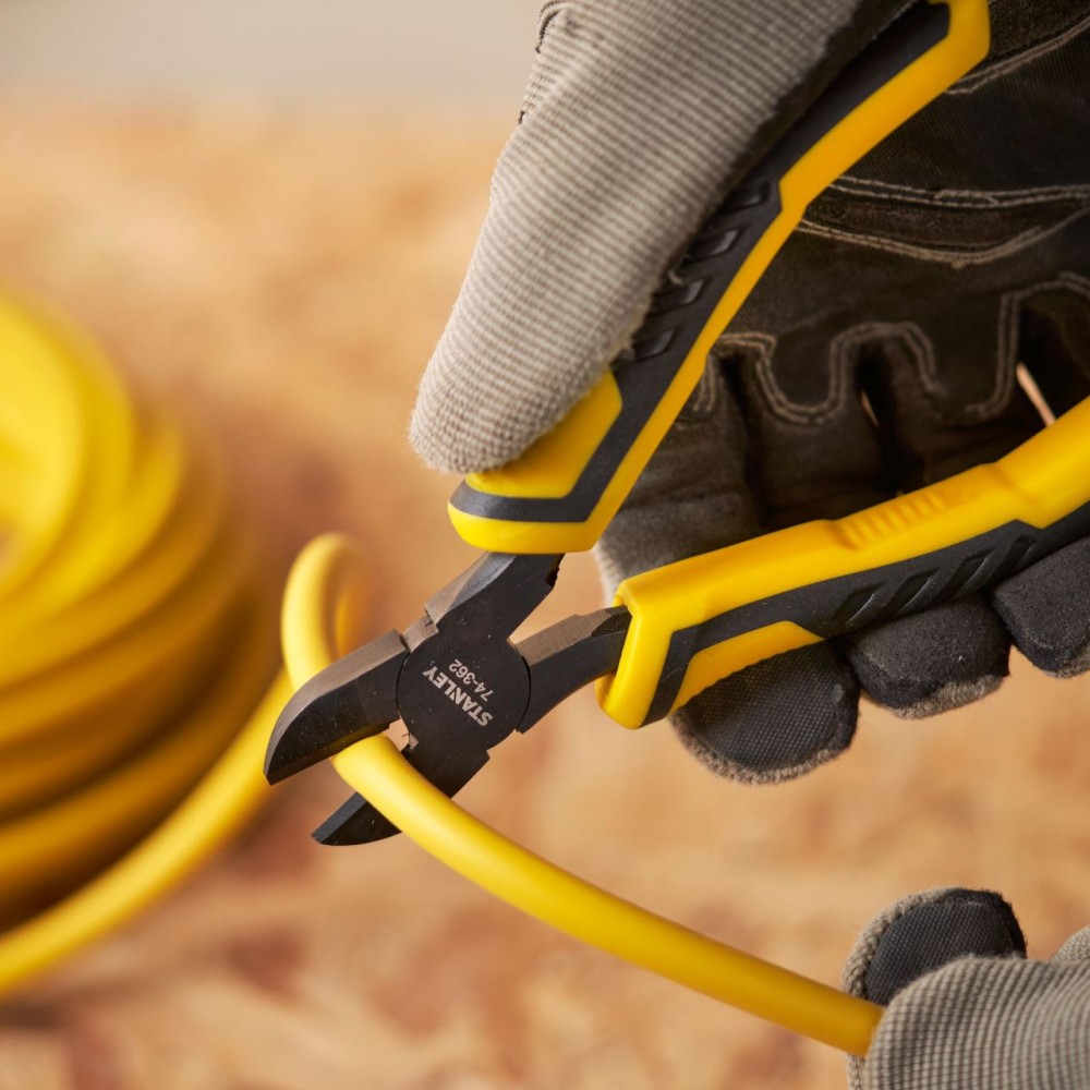 Cleste cu taietura pe diagonala Stanley Control-Grip, STHT0-74455,180 mm Cleste cu taietura pe diagonala Stanley Control-Grip, STHT0-74455,180 mm