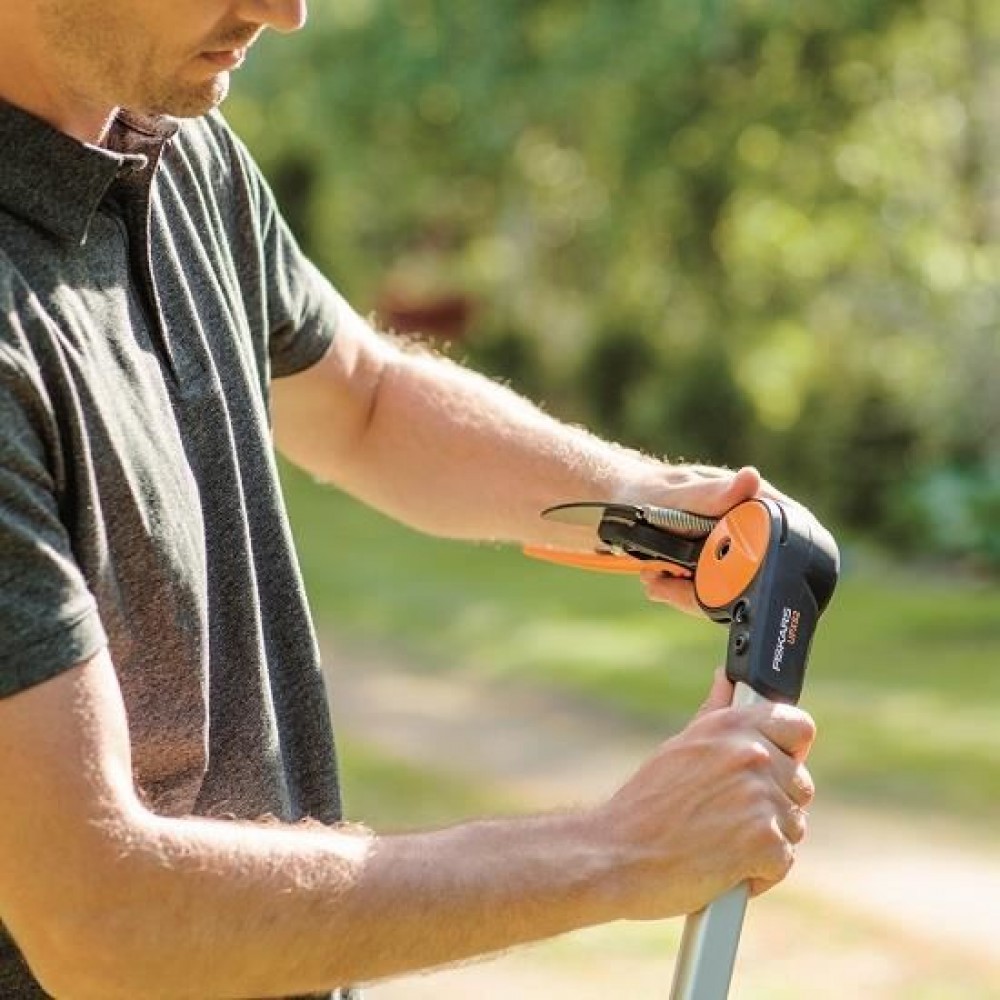 Foarfeca pentru pomi Fiskars UPX82, 3.3 m