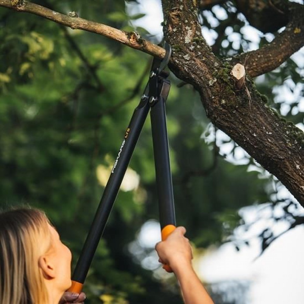 Foarfeca pas cu pas pentru ramuri groase Fiskars PowerGear  L74, M