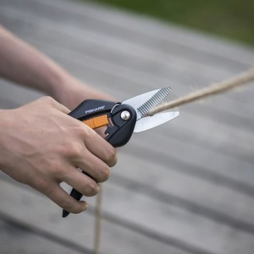 Foarfeca utilitara Fiskars Singlestep SP28, 250 mm, 180 g, Ø 20 mm