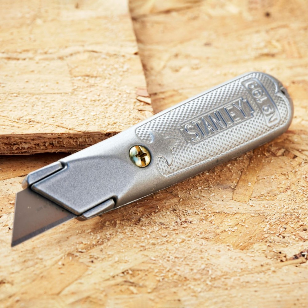 Cutter Stanley cu lama fixa, 140 mm, 3 lame incluse