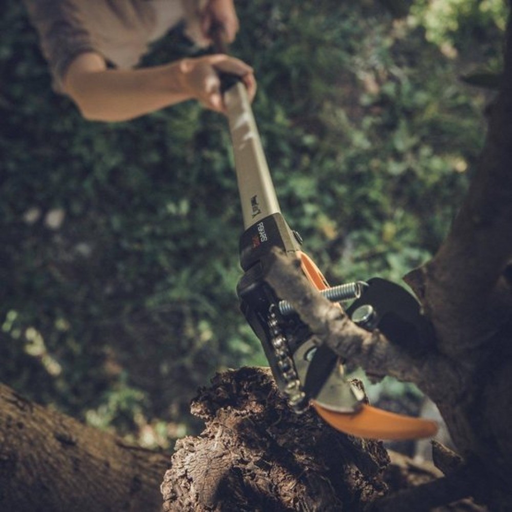 Foarfeca universala Fiskars PowerGearX UPX82