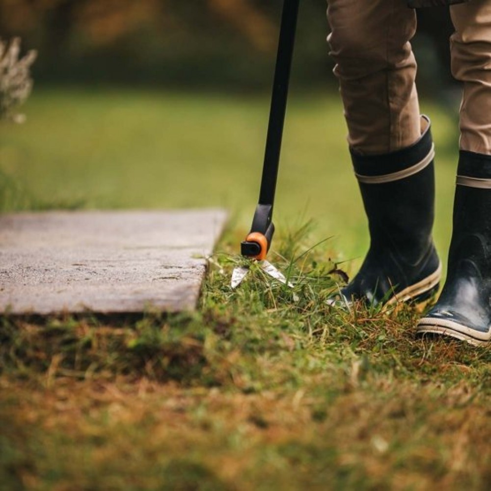 Foarfeca lunga pentru gazon Fiskars Servo-System GS46